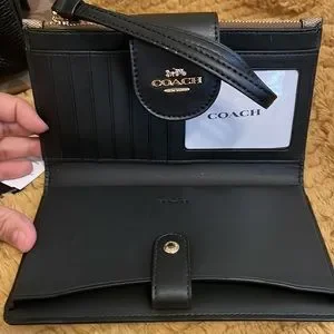 Coach | Bags | Authentic Nwt Coach Backpack And Matching  display picture 2